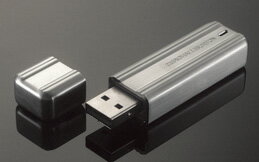 限定30個！らすた特価￥8800！『ゼロハリバートン』ブランドUSB2.0対応フラッシュメモリZERO HA...