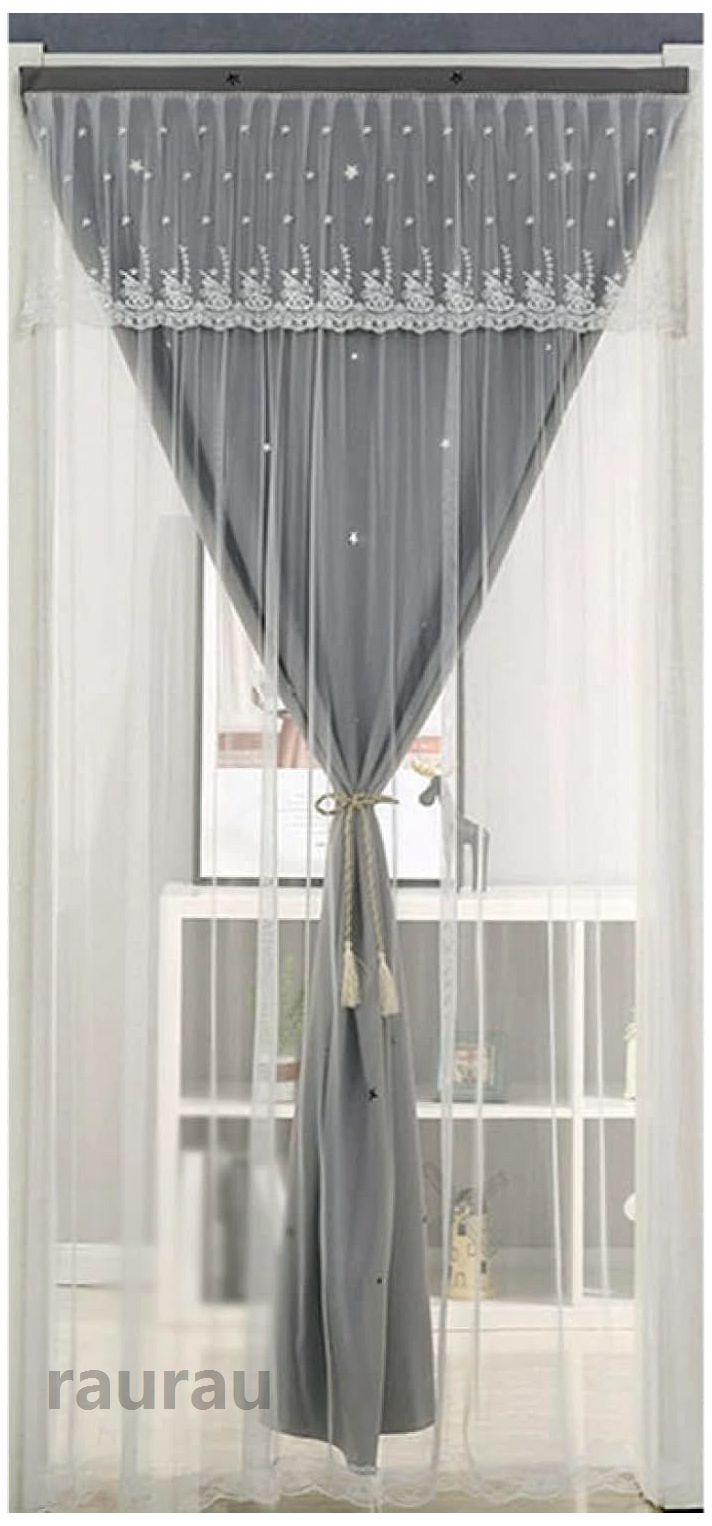 　　　◆◇◆売れている秘密◆◇◆■【仕様】商品サイズ（幅×丈）80*180cm 80*190cm 80*200cm 80*210cm 80*220cm 90*180cm 90*190cm 90*200cm 90*210cm 90*220cm 100*180cm 100*190cm 100*200cm 100*210cm 100*220cm 70*100cm 80*120cm 90*120cm 100*120cm ※フックなどは不要です。マジックテープのデザインで、突っ張り棒はは付属致しません。■【素材】やや光沢があるポリエステル生地に、環境にやさしい染料を使って、高品質なインクジェットプリント。しっかりとした材質と質感、丈夫で長持ち。【雰囲気】北欧調、おしゃれ、モダンな柄で、お部屋をおしゃれでモダンな空間に演出します。■【かわいいレース】上品で軽やかな印象を与えてくれるレースカーテンはお部屋の雰囲気づくりに一役買ってくれます。程よく光を取り込んでくれるので明るいお部屋に。どんなお部屋とも調和しやすいレースの小窓カーテン。気になるところに合わせてお買い求めください。 海外発送のため、通常7-10日でお届けできます。特別な事情（雪災害、税関検査など）の場合、納期が遅れますので、ご理解いただければ幸いです。■【コンパクトに清潔に収納】使用しないとなった時には、コンパクトに折りたたんで収納できます。柔らかい生地でできているので誰でも簡単に折りたためます。また、ネットを使えば洗濯機で丸洗いができるので、いつでも清潔に保てます。■【用途】いろいろな場所に使えます：「リビングの断熱に」「窓回りの断熱に」「お部屋の間仕切りに」「キッチンの目隠し」「階段からの冷気・暖気遮断」「脱衣所・更衣室の目隠し・防寒」「玄関の目隠し・空気の入れ替え時」「玄関や入り口のドアを代わりに」「オフィスやビルなどのガラス張りの高遮光、ブラインド代わりに」「お風呂の仕切りに」　　　◆◇◆注意事項◆◇◆ご覧のモニターの環境、撮影環境により実物と色味が異なって見える場合がございます。湿った状態で他のものと擦り合わせると色が移る恐れがあります。濃色品の洗濯時は、白色、淡色と分けて洗ってください。のれん おしゃれ 目隠し北欧 インテリア 90*200cm 雑貨 ロング 玄関 間仕切りカーテン 暖簾 レース キッチン 居酒屋 飲食店 気分転換 北欧テイストの部屋づくり 飾り小物 簡約 カラー 四 "メーカー希望小売価格はメーカーカタログに基づいて掲載しています