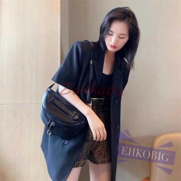 ボディバッグ レディース　バッグ ショルダーバッグ かばん 大容量 本革 斜めがけ 肩掛け 防盗 旅行 通勤通学 アウトドア ミニバッグ ポシェット サブバッグ