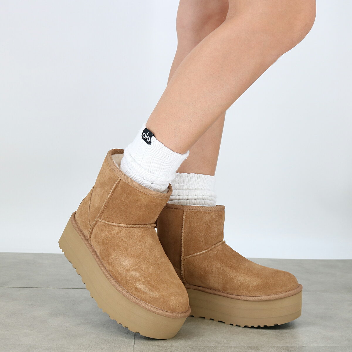楽天市場】UGG ショート ブーツの通販 楽天市場】UGG ショート ブーツの通販