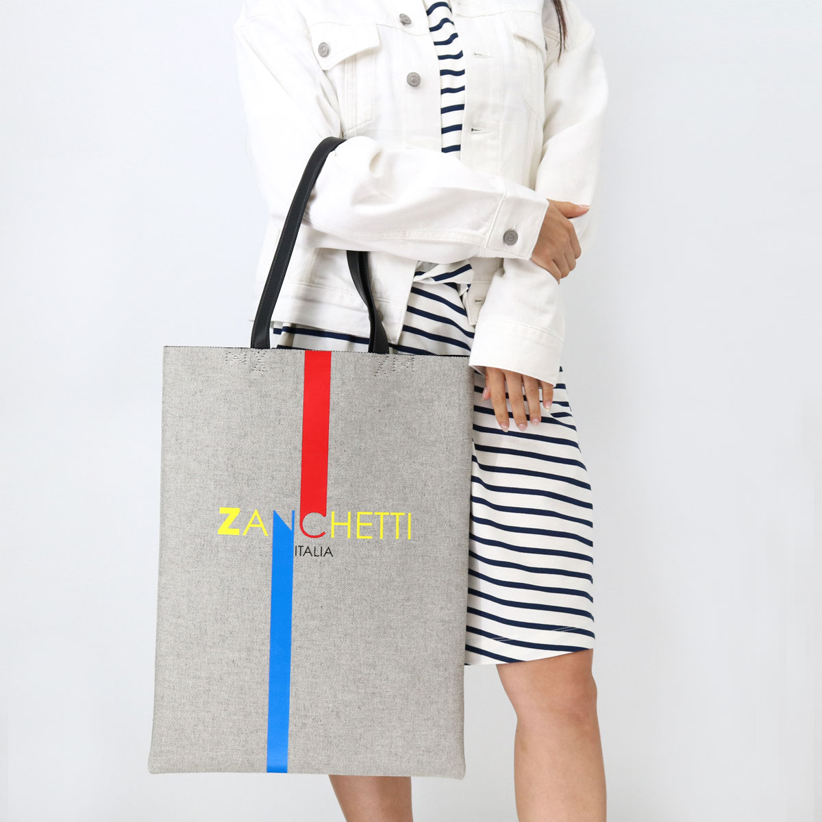 楽天RAYMART-レイマート-■ZANCHETTI ザンケッティ SH MA 631 トートバッグ MANIFESTO マニフェスト 肩掛けOK A4収納可能 ショッピングバッグ レディース 鞄 ザンチェッティ ロゴ ブランド