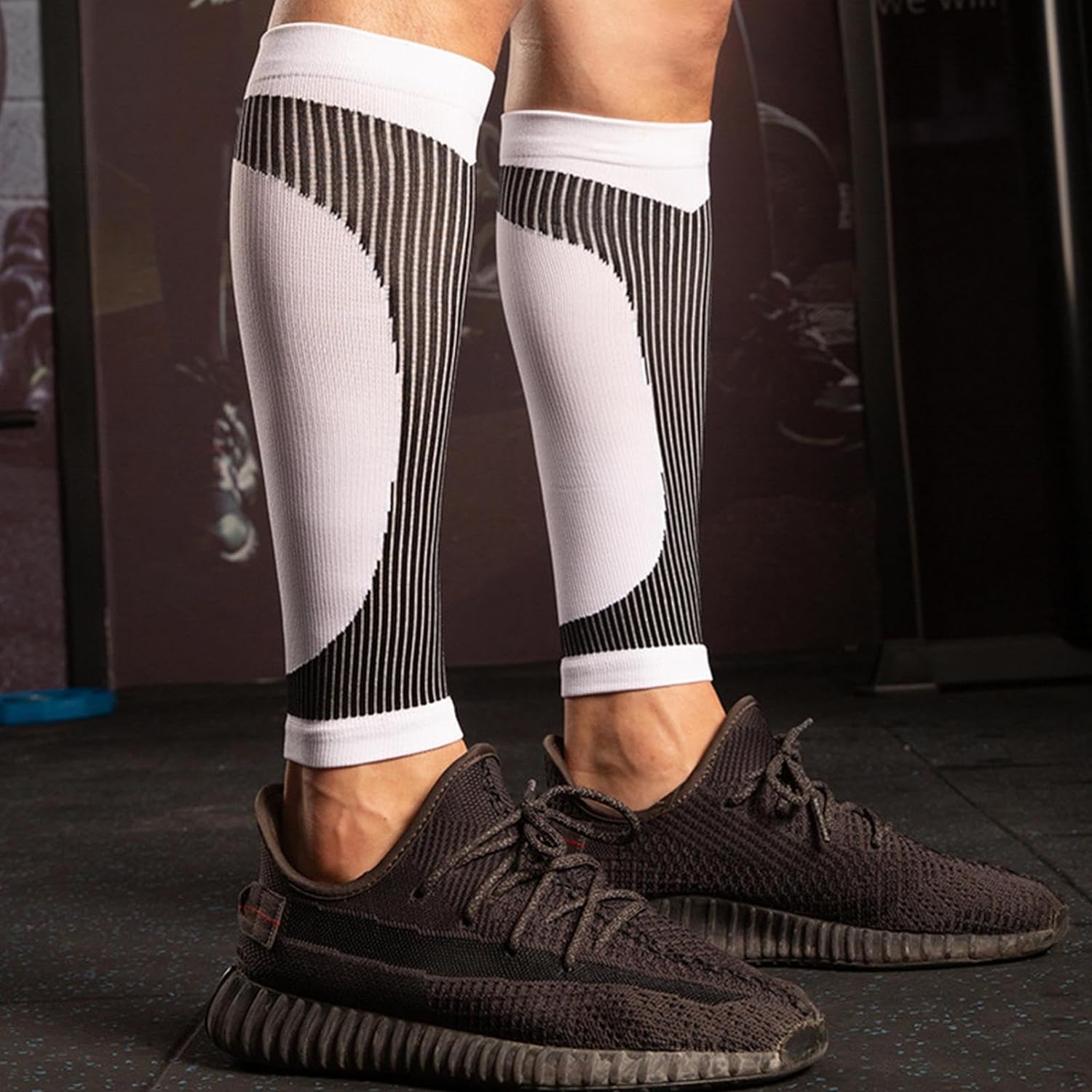 運動ソックス トレーニングソックス ふくらはぎ着圧スリーブ スポーツ用レッグソックス 汗吸収スポーツソックス ふくらはぎフットレス