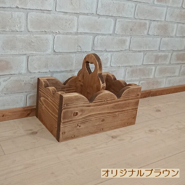 カントリー家具 ラズベリーハウスのミニフリーボックス 30×23 ブラウン カントリータイプ RBX-7CB小物収納 日用品収納 木箱 収納家具 小物整理 化粧品収納 文房具入れ リモコンボックス リモコン入れ CDケース ハート カントリー家具 アメリカン家具 木製 木工品 パイン材 おしゃれ かわいい｜アングル3
