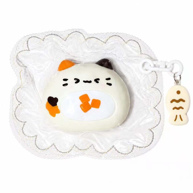 【2026最新】 スクイーズ 猫 水感 もちもち ぷにぷにスクイーズ 癒し グッズ ストレス解消 ぷにぷに 柔らかい シリコン キーホルダー付き 可愛い 動物 握る おもちゃ 持ち運び便利 プレゼン rbhonpo-10147875 RB本舗 パッケージ画像