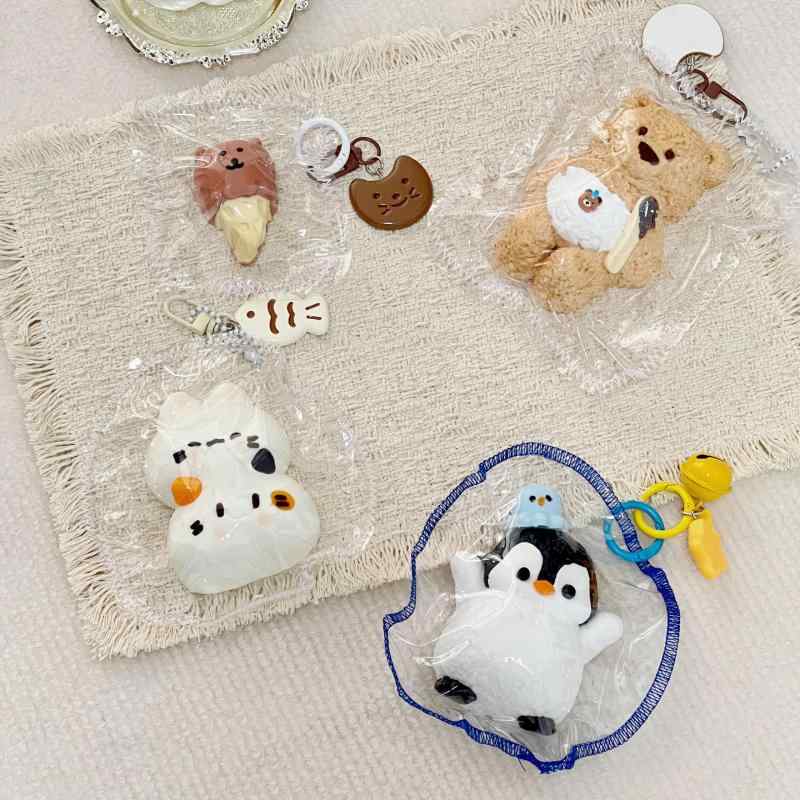 【2026最新】スクイーズ グッズ 握るおもちゃ 猫 ねこ アイス ぺんぎん くま ぷにぷに もちもち 癒しグッズ ストレス解消 低反発 柔らかい キーホルダー付き かわいい 動物 おしゃれ プレゼ rbhonpo-10149090 RB本舗 サンプル画像3