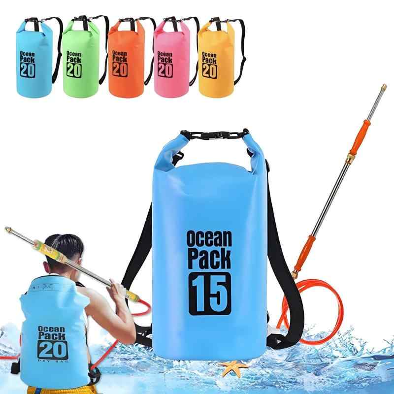 水鉄砲 ウォーターガン 超強力飛距離 リュック型 10L15L20L 大容量 加圧式 水を繰り返し充填する必要がない 子供から大人まで 水遊びおもちゃ 水漏れ防止 夏の定番 夏祭り 水遊び 海水浴 プー【セット内容】大容量バックパック（10L/15L/20L）と高圧ウォーターガンの最強コンビ背負い式タンクから直接給水できるので、水くみ上げの手間なし。プールがなくても、公園や庭で即戦闘開始家族みんなで楽しめる水遊びセットです。【連続発射可能】抽水式設計で途切れない水の連射タンクを背負っている限り、水切れの心配なし。ハンドルを引いて水をチャージ、押せば強力噴射。簡単操作で子どもでも楽々使えます。【安心設計】当社自慢の耐久テストをクリアした高品質素材。ウォーターガンは衝撃に強く、バックパックは柔らか素材で安全。激しい水遊びでも壊れにくい設計です。【夏の思い出を倍増】プールパーティー・BBQ・海水浴に大活躍最大20Lの大容量タンクで水切れ知らず。大人数で楽しめるグループ戦から、親子での水遊びまで、夏の特別な思い出を作る最高の相棒です。水しぶきと笑顔があふれる、最高の夏の体験をお約束します【大人にとって楽しい】アメリカでとてもポピュラーな水鉄砲グッズ暑い今年の夏の外遊びにぴったりイベントが盛り上がること間違いなし大人から子供まで楽しめます