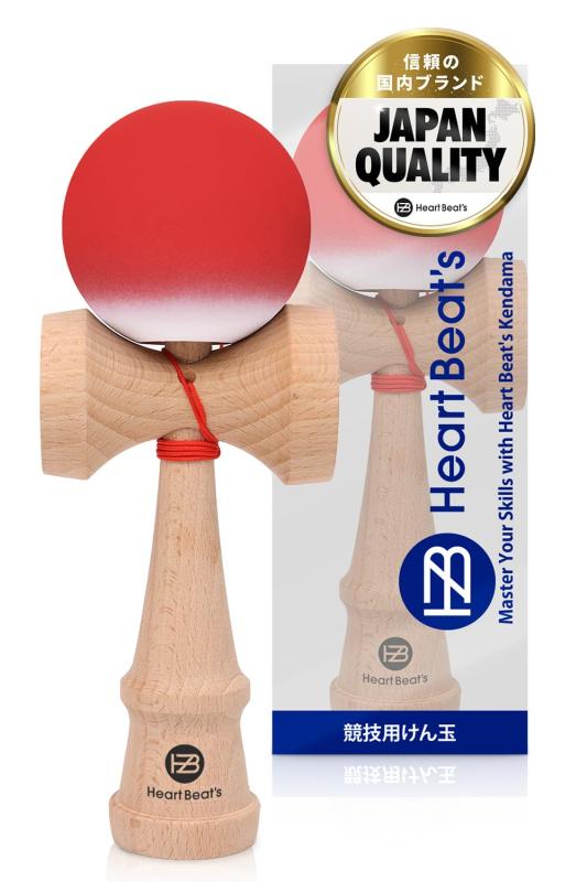 【モダンなソリッドカラー 競技用けん玉】 けん玉 剣玉 けんだま Kendama ミスティカルソリッド RD [Heart Beat’s]【技が決まる競技用けん玉】✅ Heart Beat's けん玉は、技の決まりやすさを追求した高品質な競技用けん玉です。初心者から競技志向者、幼児・小学生、子供からお年寄りまで幅広いレベルの方にお楽しみいただけます。基本技から応用技まで、多彩な技に挑戦できる設計です。✅特殊マットコーティングにより、グリップ力とクッション性が高まり、球が止まりやすくなります。✅ツートンカラーにより球の動きや回転を目で追いやすく、技の成功率が高まります。✅大きな開口部により、けん先の挿入が容易になり、技の精度がさらに向上します。【クラシックでモダンなミスティカルソリッドけん玉】✅クラシカルなソリッドカラーとホワイトカラーの組み合わせが際立つ、モダンでスタイリッシュなけん玉です。シンプルながらも鮮やかな色合いが視覚的なノイズを抑え、プレイヤーの集中力を引き出し、技の精度を高めます。✅選べる7カラー。7つの鮮やかなカラーバリエーションからお選びいただけます。どの色もスタイリッシュで、練習やプレイの時間をより一層楽しく演出します。あなたのプレイスタイルにマッチしたお気に入りのカラーを見つけてください。【初心者にも使いやすい学童けん玉】✅耐久性とバランスに優れ、初心者でも技が習得しやすいサイズの設計です。けん玉は子どもの運動能力の発達、集中力向上に役立つ玩具です。遊びながらお子様の成長をサポートします。【自宅で気軽にフィットネス】✅けん玉は指先や膝の運動が認知症予防やストレス解消に効果的で、認知機能や運動能力の向上が期待できる手軽なフィットネスとして注目されるアイテムです。 楽しみながらストレス解消と健康増進が図れ、心身のリフレッシュにも最適です。お子さまから大人まで、ご家族みんなで楽しめます。競技会やパフォーマンスなど、様々なシーンで活躍できる一品です。【信頼のジャパンクオリティ】✅日企画・設計から品質管理まで、すべて日本品質。日本人スタッフの管理のもと、厳選した海外工場で生産し、国内検査工場で全数検査を実施。信頼の品質をお届けします。✅剣玉は老若男女問わず楽しめる日本の伝統文化の一つです。心地よい木製の感触と美しいデザインは、ギフト、プレゼントとしてもオススメです。今では海外の方にも「kendama」として人気のプレゼントです。✅生産国：中国，木材：ブナ，サイズ：全長18cm，付属品：替え糸