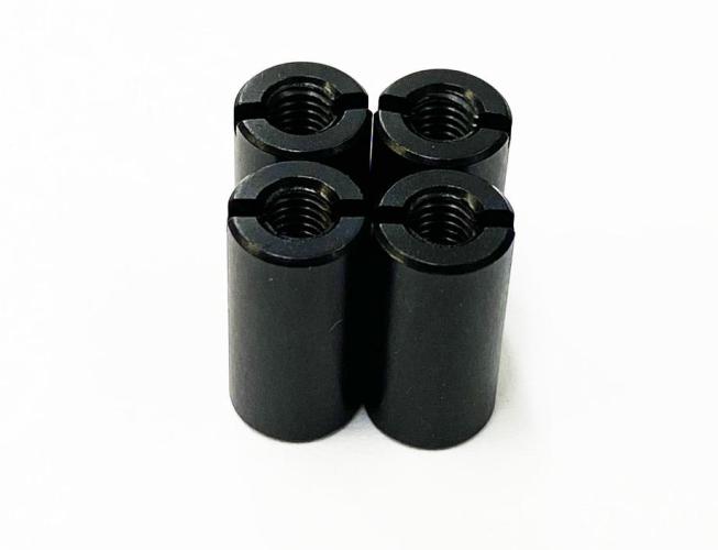 軽量で耐久性のある黒色のアルミ汎用カラーです。 ※本体直径6mm、M3メスメスネジ ※締め込み可能な「すり割り」付 【4個入】