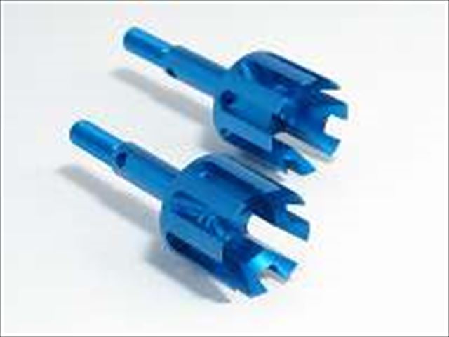 在庫の有りの表示でも、お取り寄せになる場合がございます。メーカー欠品や生産終了等で入荷出来ない場合は、改めて弊社より連絡させて頂きます。また、ご注文をキャンセルとさせて頂く場合があります。予めご了承ください。【パッケージ等の破損について】パッケージは物流時に内容物を保護するためのものです。内容物に支障のないレベルのパッケージの汚れや破損等は、返品及び交換の対象外とさせていただいております。　ネコポスについて（補償や注意事項)　　　　　必ずお読みください！ ※ 配送方法で ネコポス を選ばないと宅配便（税込540円）での配送となりますのでご注意ください。ノーマルの樹脂製から替える事でよじれがなくなり駆動ロスが大幅に減ります。材質は70-75材を使用し軽量、高剛性を確保。ブルーアルマイト