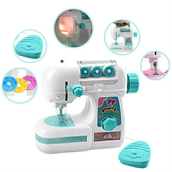 SALE！【一年保証】【2026新登場】子供用電気ミシン ミニ電気ミシン おもちゃ電気ミシン ミシン ままごとミシンごっこ遊び ライト/針に安全カバー付き/定規/収納ボックス/かわいいステッカー付き DIY 親子遊び 知育玩具 贈り物【海外通販】