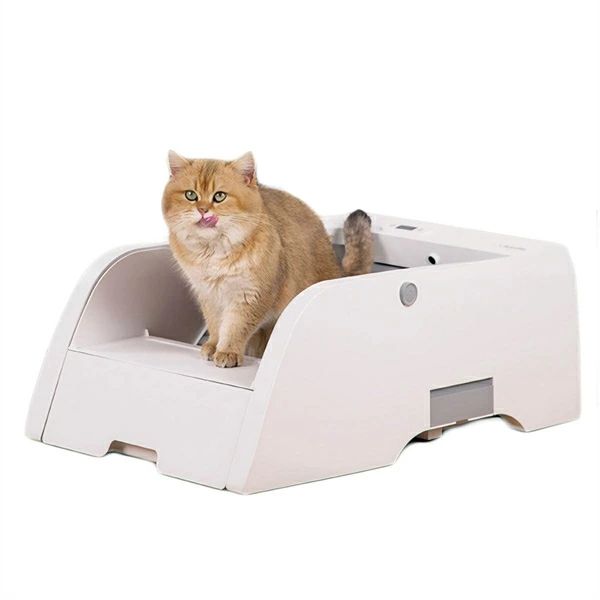 商品説明 商品詳細 【製品仕様】ペット用トイレサイズ:7.5kg73.8cmx46cmx25cm 【ご注意】：こちらの猫用のトイレは、ミネラルサンドやベントナイトの砂に最適ですが、豆腐砂 (直径 2.5mm 以下) や豆腐砂とベントナイトの混合物 (直径 2.5mm 以下) にも対応できます。 【優れた材質】PP素材で作られて、頑丈アップし使用感も完璧猫ちゃんが十分な活動できます。アプリ制御の全自動スマート猫用トイレ（基本Wi-Fiモデル）です。長さ1.5mの電源コードが付属しています。定格電圧と電力はそれぞれ12V/1Aと6Wで、エネルギー効率に優れています。 【自動清掃機能付き】赤外線センサーを装備しており、自動的に清掃することができます。また、Graffiti Intelligent APPを通じてリモートコントロールが可能で、ボタンを押すだけで清掃したり、スリープタイムを設定したり、遅延清掃時間を設定することができます。使用後の砂は数日ごとに捨てられるので、手間がかからず便利です。さらに脱臭装置付きで、空気中のニオイの拡散を抑えます。 【静音運転＆消臭】また、脱臭装置付きで、空気中のニオイの拡散を抑えます。猫がトイレを使用した後、毎回の清掃で異臭を取り除き、細菌の繁殖を予防します。この設計により、においが広がりにくくなっています。夜間でも音を気にすることなく、猫も飼い主も快適に過ごせます。また、静音設計により、猫がトイレを怖がることなく自然に使用できます。 【適用対象】体重1-20キログラムの猫に適しています。広々としたゴミ収集容器があり、容量は5リットルで、多頭飼いや大型猫の家庭に非常に適しています。これにより、毎日の手間を省き、常に清潔なトイレ環境を保つことができます。忙しい飼い主の方でも簡単に管理できます。 【お手入れの頻度】 お手入れの頻度は猫の種類や数によって異なります。 大人の猫一匹であれば、一般的には5 ~ 6日ぐらいに1回ゴミ箱を掃除するです。 【使用できる猫砂について】 鉱物の猫砂やオカラの猫砂（豆腐猫砂）の使用をおすすめします。 紙製猫砂、木屑猫砂などの凝固性の悪い猫砂におすすめしません。 （凝固性の悪い猫砂が猫トイレに付着したり、機械が故障したりする可能性が高いからです。） 関連キーワード 猫トイレ大きめ ネコ 大型 におい対策 大容量 シンプル 飛び散り防止 ネコ用品 清潔 猫用品 尿や砂 飛び散りを防ぎます ねこ おしゃれ 猫砂 ペットトイレ 飛び散らない 砂の飛び散り防止 ネコトイレ ねこトイレトイレ容器 お手入れ簡単 猫用 猫砂防止 清潔 猫用品 ペットトイレ 注意事項 画像はご覧になっているモニターやPCなどの環境により、実物と多少カラーが異なる場合がございます。 ページに記載の通りですが、製造時期や改良などによって仕様が若干異なる場合がございますので何卒ご了承下さい。 基本的には全国一律送料無料と対応させていただきますが、ご送付先は沖縄北海道など離島の場合は2500円の送料をご請求させていただきます、ご注文後追加送料があります。 色味やサイズが異なるなどのクレームはご対応致しかねますので、ご了承ください。 商品のサイズは採寸方法によって、若干な誤差が生じる場合はあります。ご了承ください。 こちらの対応と商品について何かご不満がありましたら、「レビュー」を付ける前に一度ショップとご連絡してお願いいたします、ショップの誠意を持って最後まで対応させていただきます。 品質保証 ◎販売している商品は全て新品未使用です、倉庫から出荷前に検品必要ですので、箱を開封する場合もございます、予めご了承くださいませ。 ◎初期不良の場合は到着後3営業日以内にご連絡ください。 ◎初期不良の場合は写真や動画を送って下さい、確認後無料で新品交換もしくは御返金致しますのでご連絡下さい。 ◎写真や動画を送っていただけない場合は技術者と確認できません、返品返金対応出来ない可能性が御座います、予めご了承くださいませ。