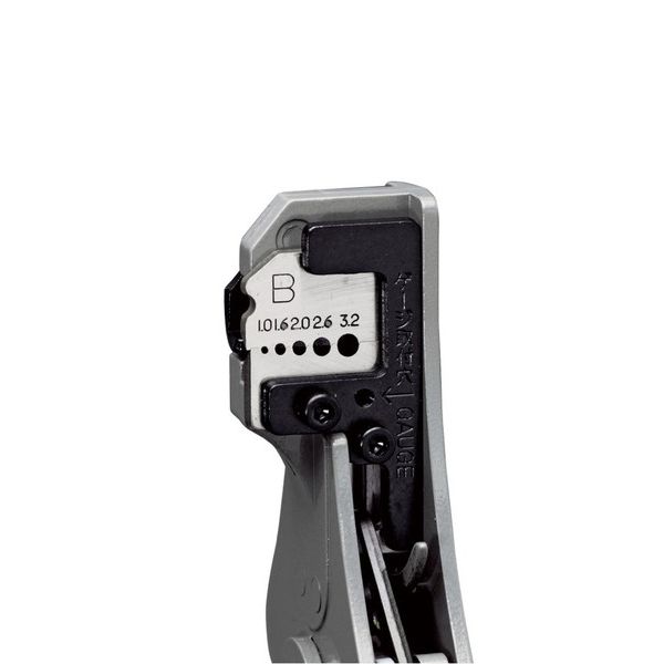 【商品詳細】あらゆる電線のストリップに迅速に対応●グリップ色：赤●全長(mm)：165●適用電線：単線1.0/1.6/2.0/2.6/3.2mmφ●重量(g)：350●交換部品：替刃(P-912)、ストリップゲージ(P-918)●あらゆる電線のストリップに迅速に対応。●ストリップゲージ付。●4〜25mmまでストリップ長さ設定可能。●RoHS規制の特定有害物質を含まない製品です。【代引きについて】こちらの商品は、代引きでの出荷は受け付けておりません。【送料について】北海道、沖縄、離島は送料を頂きます。【配送について】お届け日時指定不可の商品となります。あらかじめご了承ください。