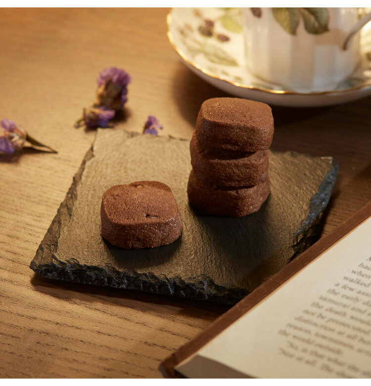 銀座千疋屋 いちごショコラ&クッキー 千疋屋 ギフト 産直 ご当地グルメ 熨斗 贈り物 新生活 お祝い お取り寄せ のし対応 (代引不可)【送料無料】