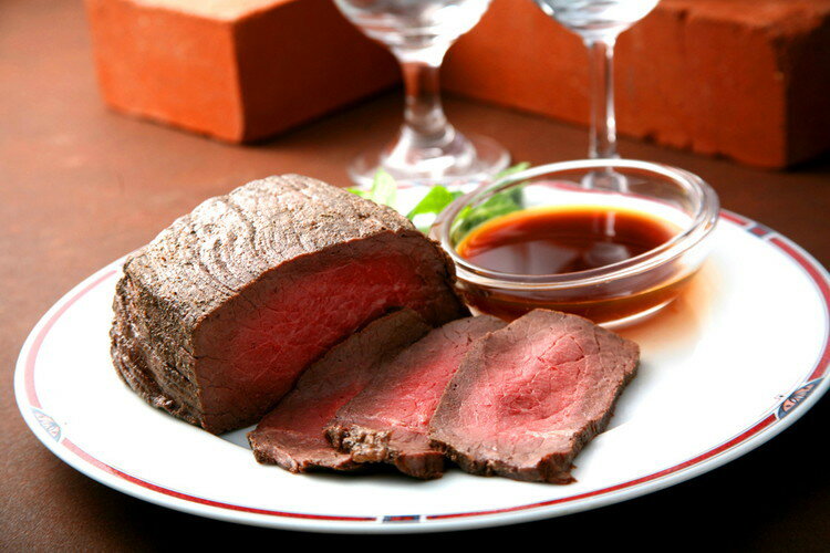 北海道ローストビーフ250g ギフト 産直 ご当地グルメ 熨斗 贈り物 新生活 お祝い お取り寄せ のし対応 プレゼント 誕生日 (代引不可)【送料無料】