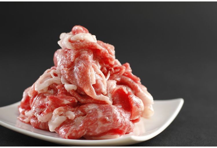 北海道産 黒毛和牛 知床牛切り落とし 300g 和牛 牛肉 ギフト 産直 ご当地グルメ 熨斗 贈り物 新生活 お祝い お取り寄せ のし対応 (代引不可)【送料無料】 3