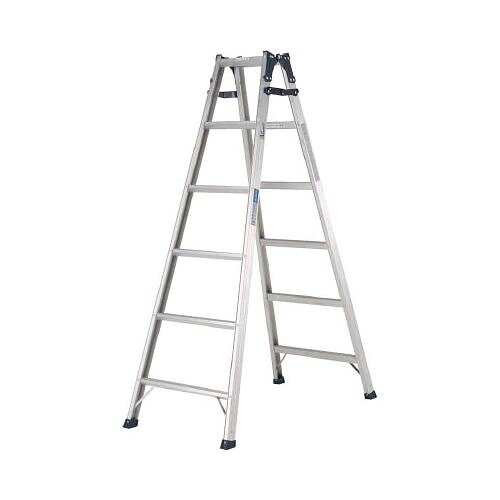 【商品詳細】●幅広踏ざんにより長時間の作業も安心して使用できます。●中折れ式の開き止めを採用しております。●室内、室外、作業に最適です●最大使用質量(kg):100●天板高さ(m):1.70●はしご全長(m):3.60●天板寸法(mm):251×160●踏ざん踏面幅(mm):55●ステップ数(天板除く)：5●踏ざん踏面幅(mm):55●踏ざん踏面幅:55mm●製品安全協会（SGマーク）認定品●Aマーク認定品（PRS60WAは除く）●アルミ生産国：中国重量：7.2kg【代引きについて】こちらの商品は、代引きでの出荷は受け付けておりません。【送料について】北海道、沖縄、離島は送料を頂きます。【商品配送時の注意点】こちらの商品は配送日時の指定ができません。あらかじめご了承下さい。