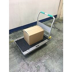 リコメン堂のCAR-BOY NEW止まるんですD‐45 格子柄ブラック UWT22 清掃 衛生用品 床材用品 ノンスリップマット(代引不可)｜アングル3