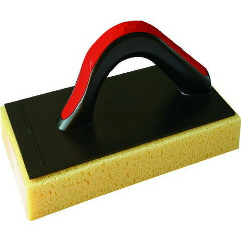 【商品詳細】●モルタル塗布後のタイル等の表面洗浄に使えるデザイン性に優れたハンドル付きスポンジです。●片手で広範囲を効率よく洗浄することが出来ます。●スポンジ一体型です。●縦(mm)：160●横(mm)：340●厚さ(mm)：35●色：赤/黒/黄材質／仕上●本体:ポリスチレン●スポンジ:ポリエステルJANコード 4003745911767【代引きについて】こちらの商品は、代引きでの出荷は受け付けておりません。【送料について】北海道、沖縄、離島は送料を頂きます。