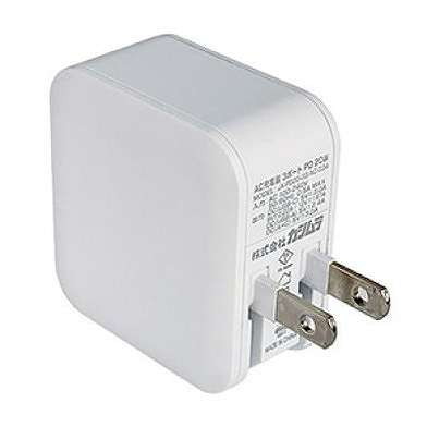 AC充電器 USB 2A+C PD20W リバーシブル WH AC-034(代引不可)【ポイント10倍】【送料無料】 AC充電器 USB 2A+C PD20W リバーシブル WH AC-034(代引不可)【ポイント10倍】【送料無料】
