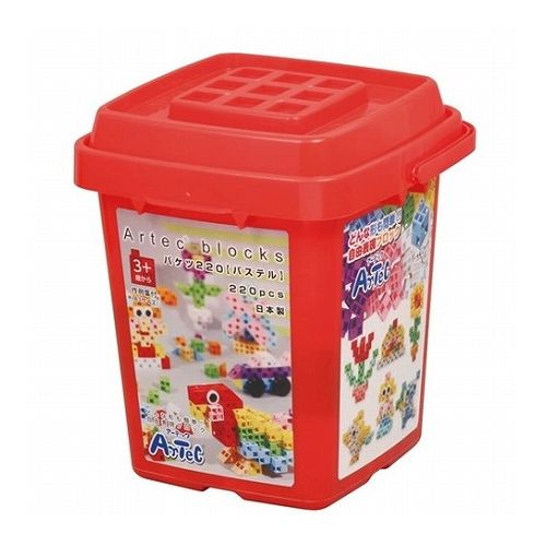 ブロック バケツ220【パステル】【商品説明】 ブロック バケツ220【パステル】【商品詳細】サイズ:ブロック基本四角:W20×H20×D20mm、ハーフA:W20×H20×D10mm、ハーフB:W20×H20×D10mm、三角A:W20×H20×D20mm、丸:φ20mm、回転軸:W20×H20×D6mm、タイヤ:φ36mm、作例集:A3(297×420mm)セット内容:プラバケツ、作例集付(A3サイズ)、/220pcs/基本四10色(赤、薄ピンク、水、薄水、黄、ペールオレンジ、オレンジ、黄緑、薄紫、白)×各1/ハーフ10色(赤、薄ピンク、水、薄水、黄、ペールオレンジ、オレンジ、黄緑、薄紫、白)×各/ハーフ10色(赤、薄ピンク、水、薄水、黄、ペールオレンジ、オレンジ、黄緑、薄紫、白)×各/三角10色(赤、薄ピンク、水、薄水、黄、ペールオレンジ、オレンジ、黄緑、薄紫、白)×各/丸×/回転軸×/タイヤ×8重量:1165g材質:ABS生産国:中国【代引きについて】こちらの商品は、代引きでの出荷は受け付けておりません。【送料について】北海道、沖縄、離島は送料を頂きます。