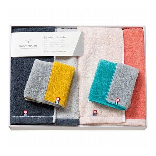 DAILYPRAIRIEリバーシブルハーフバスタオル2P&タオルハンカチ2P特長裏と表で色の違うリバーシブルカラーのタオルです。タオルの産地、愛媛県今治市で丁寧に織り上げました。素材選びから、織り、染めなどすべての工程を追求しています。使い初めから吸水性がよく、ふんわりとした風合いが長続きします。仕様メーカー品番:COREV-0500サイズ:ハーフバスタオル…34×120cm、タオルハンカチ…23×23cm材質:綿100%生産国:日本今治マーク第2021-823号【代引きについて】こちらの商品は、代引きでの出荷は受け付けておりません。【送料について】北海道、沖縄、離島は送料を頂きます。