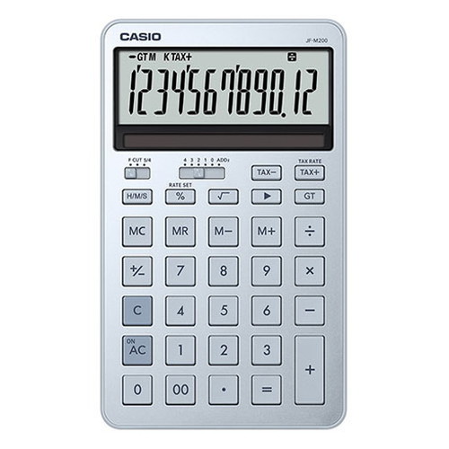 【商品説明】電卓に、洗練と上質を。そこにあるだけで、空間やインテリアの一部になるほどの存在感。スタイリッシュなフォルムが、使う人のセンスを静かに引き立てます。優れた操作性と視認性のジャストタイプです。●製品特長時間計算機能税計算(税額計算や税率の変更可能)傾斜表示(内部の液晶画面と製品本体の傾斜による)エコマーク商品(06135002)●表示形式の設定小数点セレクター(4/3/2/1/0/ADD2)ラウンドセレクター(表示桁数内での小数表示/切り捨て/四捨五入)●計算機能四則計算四則定数計算マルチパーセント計算平方根(ルート)概数計算【スペック】製品タイプ:ジャストタイプ(手に持っても卓上でも)桁数:12桁液晶ディスプレイ:計算状態表示、3桁位取り表示キーの特徴:プラスチックキー・フラットキーキーの機能:早打ち機能(2キーロールオーバー)、ツーゼロ(00)、桁下げ(バックスペース)、サインチェンジ(符号切替)メモリー:メモリー数2、独立メモリー(M+、M-、MR、MCキー方式)、総合計(グランドトータル計算)電源:T・W・P(ソーラー・電池の2電源)、オートパワーオフ電池:CR2025×1電池寿命:約7年(1日1時間使用時)サイズ(奥行×幅×高さ):182×109×20.4mm質量:196gカラー:アイスブルー保証期間:1年間生産国:フィリピン※商品仕様は予告なく変更となる場合があります。ご了承ください。【代引きについて】こちらの商品は、代引きでの出荷は受け付けておりません。【送料について】北海道、沖縄、離島は送料を頂きます。