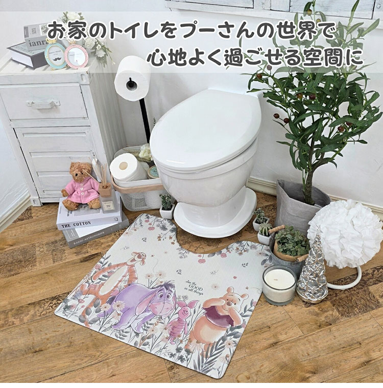 リコメン堂のプー くまのプーさん PVC トイレマット 55×60cm 撥水 ビニール製 お気に入り 大人気 プー&フレンズ 拭ける キャラクター 拭くだけの掃除 洗濯いらず 撥水トイレ(代引不可)【送料無料】｜アングル3