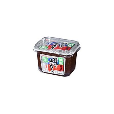 商品概要メーカー：サンジルシ醸造商品名：【軽】減塩特選料亭赤だし（500g）区分：食品内容量：500g商品概要：おいしさはそのままに塩分のみをカットした、うま味たっぷりの赤だしみそJANコード：4901608602329商品コード：124421378商品の特徴こだわりの逸品。仕込みから減塩なので、おいしさはそのままに塩分のみをカットした、うま味たっぷりの赤だしみそです。豆みそ標準品と比べ食塩を30％カットしました。国産大豆を100％使用。原材料／成分／素材／材質大豆（遺伝子組替えでない）食塩、砂糖、かつお節、昆布エキス、調味料（アミノ酸等）、酒精栄養成分100gあたりエネルギー：240kcal、たんぱく質：18．0g、脂質：8．7g、糖質：22．4g、ナトリウム：2770mg（食塩相当量7g）賞味期限／使用期限（製造から）9か月発売元／製造元／輸入元サンジルシ醸造※予告なくパッケージリニューアルをされる場合がございますがご了承ください。※パッケージ変更に伴うご返品はお受け致しかねます。※メーカーの都合により予告なくパッケージ、仕様等が変更となる場合がございます。※当店はJANコードにて管理を行っている為、それに伴う返品、交換等はお受けしておりませんので事前にご了承の上お買い求めください。【送料について】北海道、沖縄、離島は送料を頂きます。