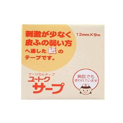 商品概要メーカー：祐徳薬品工業商品名：サープ（12mm×9m）区分：日用雑貨内容量：1個商品概要：●お肌の弱い方に適した紙テープ(サージカルテープ)です。●皮膚になじむ粘着力で低刺激ですJANコード：4987235020514商品コード：106600047商品の説明○紙テープ(サージカルテープ)○X線透過性サイズ/カラー12mm×9m使用上の注意≪定められた使用法を守ること≫1．次の人は使用前に医師又は薬剤師に相談すること今までに薬や化粧品等によるかゆみ、かぶれ等を起こしたことがある人2．使用に際して、次のことに注意すること（1）患部を清潔にして使用すること（2）小児に使用させる場合には、保護者の指導監督のもとに使用させること3．使用中又は使用後は、次のことに注意すること本剤の使用により、かゆみ等の症状があらわれた場合には、使用を中止してください。保存方法◆保存中の水濡れに注意し、高温、多湿、直射日光の当たる場所を避けて、清潔な所に保管してください。◆小児の手の届かない所に保管してください。使用方法水気をよく拭き取ってから粘着剤が傷口に直接ふれないように、ガーゼ等を当ててからご使用ください。メーカー名祐徳薬品工業内容量1個商品区分日用雑貨※予告なくパッケージリニューアルをされる場合がございますがご了承ください。※パッケージ変更に伴うご返品はお受け致しかねます。※メーカーの都合により予告なくパッケージ、仕様等が変更となる場合がございます。※当店はJANコードにて管理を行っている為、それに伴う返品、交換等はお受けしておりませんので事前にご了承の上お買い求めください。【送料について】北海道、沖縄、離島は送料を頂きます。