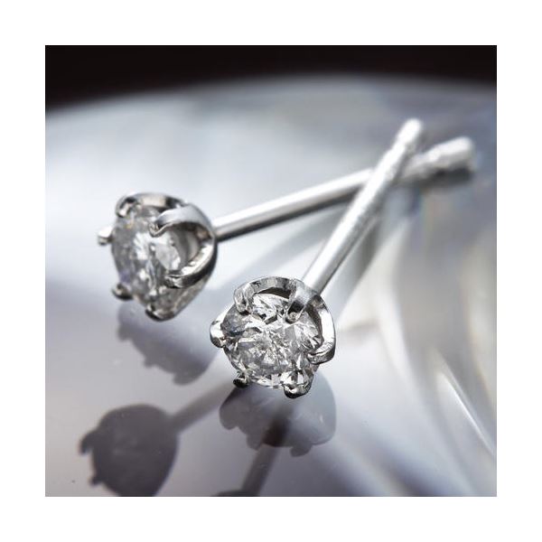 ダイヤモンドピアス (代引不可)