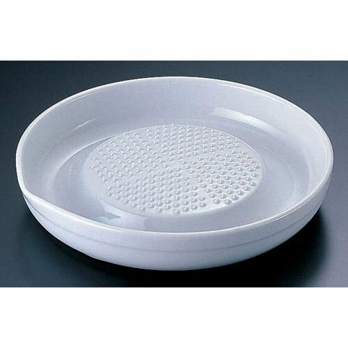 京セラ セラミックおろし器 CD-18 すべり止め付 BOL5701 JANコード 4960664414208●メーカー品番:CD-18●直径×高さ(mm):160×30●重量(kg):0.35●材質：セラミック陶器■材質:本体/陶磁器 すべり止め/シリコン【送料について】北海道、沖縄、離島は送料を頂きます。