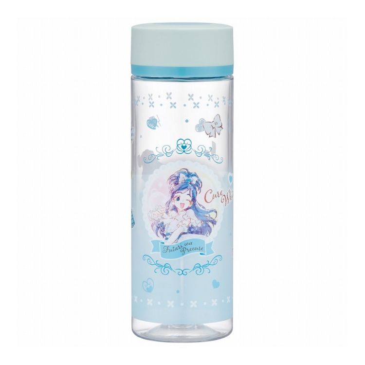 【商品詳細】軽くてシンプルなブローボトル★中身が見えるクリアボディ。氷が入れやすい口広タイプ。こし器付き飲み口なので、本体にフルーツや野菜を入れてフレーバーウォーターも楽しめます♪【商品サイズ(約)】サイズ： 61×高さ187mm容量：400ml重さ：105g【品質表示】本体：飽和ポリエステル樹脂(耐熱温度-20〜70度)フタ：ポリプロピレン(耐熱温度-20〜120度) 熱可塑性エラストマー(耐熱温度-20〜70度)飲み口フタ：ポリプロピレン(耐熱温度-20〜120度)フタパッキン：シリコーンゴム(耐熱温度-20〜140度)※自動食器洗浄機、食器乾燥機の使用はしないでください。※70度以上のお湯は入れないで下さい。変形する恐れがあります。※保冷・保温機能はありません。【送料について】北海道、沖縄、離島は送料を頂きます。LINKメラミンタンブラー/キュアブラックメラミンタンブラー/キュアホワイトクリアボトル/キュアブラッククリアボトル/キュアホワイトランチボックス/丸型 2段/500ml