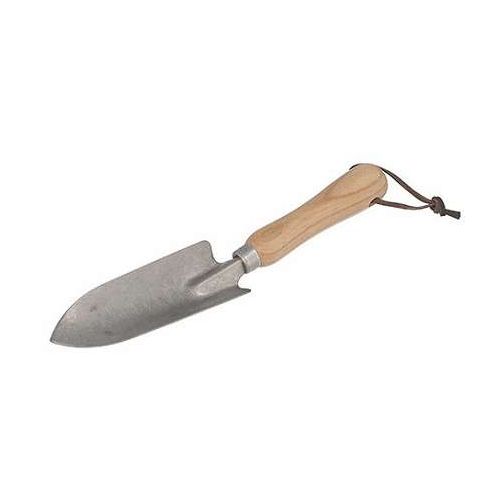 【用途】●土すくい、除草作業。【商品説明】●ステンレス製で、サビに強いです。●サビに強く、メンテナンスが容易なステンレスヘッドです。●保管時に便利なレザーストラップ付きです。●振動研磨を行い、光沢を抑えた艶消し仕上げにしています。《スペック...