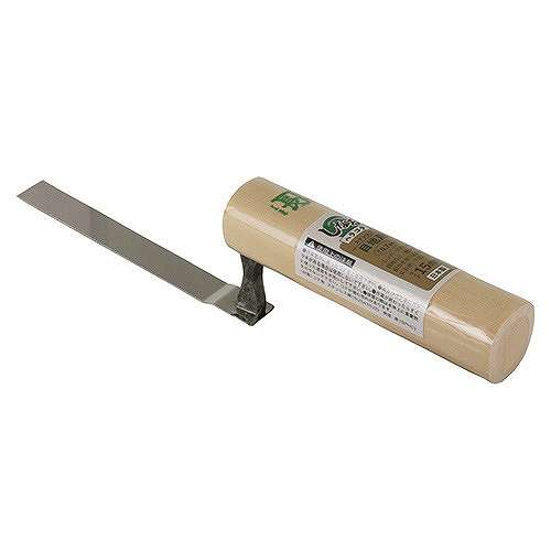 商品説明【用途】●目地の仕上げ。【商品説明】●適度にしなることにより鏝が押さえる力を調整します。●ステンレス製なので錆びにくく手入れがしやすいです。●Wカシメで強いです。●仕上げが簡単で使いやすいです。●Wカシメで強度があります。《スペック》■サイズ：15mm。■目地用。■板厚：0.7mm。《材質》■柄：天然木。■鏝板：ステンレス。■柄首：鉄。【代引きについて】こちらの商品は、代引きでの出荷は受け付けておりません。【送料について】北海道、沖縄、離島は送料を頂きます。