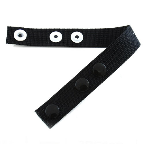 【用途】ヘルメット用バックバンド。【機能・特徴】ヘッドバンドに取り付けるずれ防止のバックテープです。【仕様】●18mm幅。【材質】●綿。●取り付け部：樹脂製。【商品サイズ】幅14×高さ220×奥行2mm　重量19g【送料について】北海道、沖...