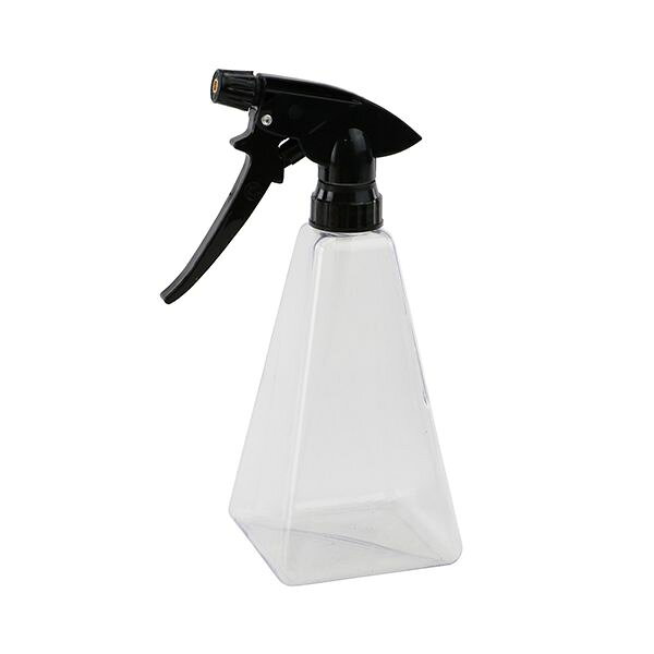 【商品特長】【用途】庭木や花壇の水やり・消毒や防虫の噴霧作業。【機能・特徴】真鍮の噴口採用でより細かな霧がでます。霧噴射とジェット噴射の切替えでシーンにあった噴霧可能です。【仕様】●容量：約500ml。●カラー：クリア。【材質】●ボトル部：PVC。●ヘッド部：ポリプロピレン。●噴口：真鍮。【商品サイズ】幅135×高さ85×奥行220mm　重量89g【注意事項ほか】●揮発性の溶剤や灯油・ガソリン・劇薬は入れないでください。火のそばに近づけると変形する恐れがあります。使用後は必ず真水で数回噴射し洗浄して下さい。●薬品を使用する場合は薬品の取扱説明書をよく読んでからお使いください(薬品によっては使用できないものもあります)。薬品は必ず規定通りに薄めて噴霧して下さい。●使用しないときは洗浄し、水気を取り、保管して下さい。ボトルには500mL以上液体を入れないようにして下さい。■商品コード:4977292648653■JANコード:4977292648653■ブランド名:セフティ-3■商品名:スクエアハンドスプレー■規格:CL【送料について】北海道、沖縄、離島は送料を頂きます。