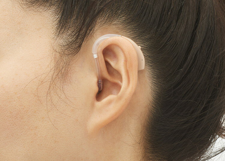 オンキョー 耳掛け式デジタル補聴器 防塵 防水 IP67 おまけ電池12個付き ONKYO コンパクト 軽度~中等度難聴 雑音 ハウリング(代引不可)【送料無料】