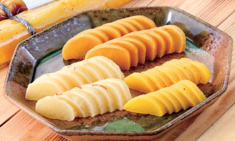 リコメン堂の国産つるし三種たくあん 各種200g 固形量 ×4セット(代引不可)【送料無料】｜アングル3