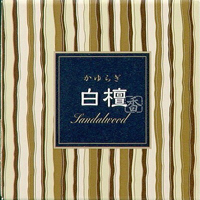 【商品説明】植物が成長するさま、波音、せせらぎ、色や光の変化など自然の恵みから発せられる『ゆらぎ』はわたしたちに快適な感覚を与えてくれます。ここちよい香りもその『ゆらぎ』のひとつかもしれません。「かゆらぎ」は、そんな自然の恵みを想起させる和風の香りをお香にしました。商品区分：全成分：メーカー名：日本香堂生産国：日本内容量：1個【代引きについて】こちらの商品は、代引きでの出荷は受け付けておりません。【送料について】北海道、沖縄、離島は送料を頂きます。