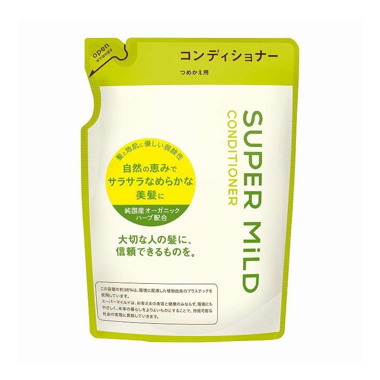 【商品詳細】自然の恵みを蓄えた純国産オーガニックハーブ配合エッセンス＊が、髪を芯からサラサラなめらかな美髪にするコンディショナー。髪と地肌のうるおいを守る弱酸性。＊毛髪保湿成分：カミツレ花エキス、ローズマリーエキス、DPG、ソルビトール、BG。つめかえ用、自然のすがすがしい風を感じるような、グリーンフローラルの香り、（販売名：スーパーマイルド コンディショナーA f）成分:水、イソペンチルジオール、ジメチコン、ベヘニルアルコール、ステアリルアルコール、パルミチン酸エチルヘキシル、ソルビトール、ステアルトリモニウムクロリド、アミノプロピルジメチコン、PEG−90M、カミツレ花エキス、ローズマリーエキス、セタノール、DPG、イソプロパノール、イソセテス−10、クエン酸、BG、炭酸水素Na、シリカ、BHT、フェノキシエタノール、香料 成分:水、イソペンチルジオール、ジメチコン、ベヘニルアルコール、ステアリルアルコール、パルミチン酸エチルヘキシル、ソルビトール、ステアルトリモニウムクロリド、アミノプロピルジメチコン、PEG−90M、カミツレ花エキス、ローズマリーエキス、セタノール、DPG、イソプロパノール、イソセテス−10、クエン酸、BG、炭酸水素Na、シリカ、BHT、フェノキシエタノール、香料 商品区分:化粧品メーカー名:ファイントゥデイ生産国・加工国:日本内容量:400mL【代引きについて】こちらの商品は、代引きでの出荷は受け付けておりません。【送料について】北海道、沖縄、離島は送料を頂きます。