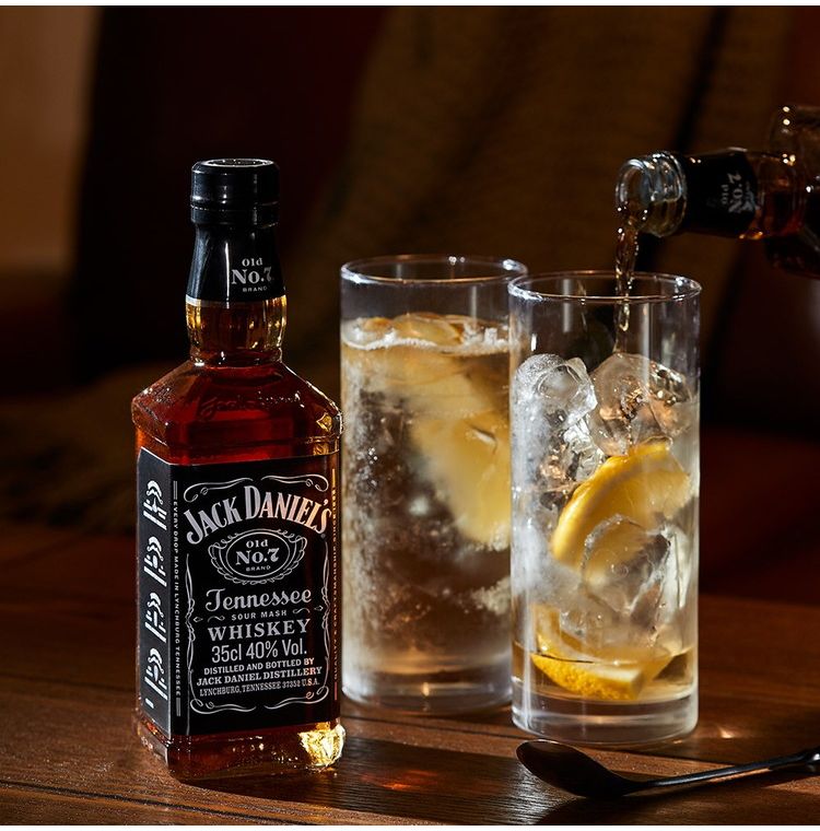 ジャックダニエル ブラック（オールドNO.7）350ml ラッピング済みギフト(代引不可)...