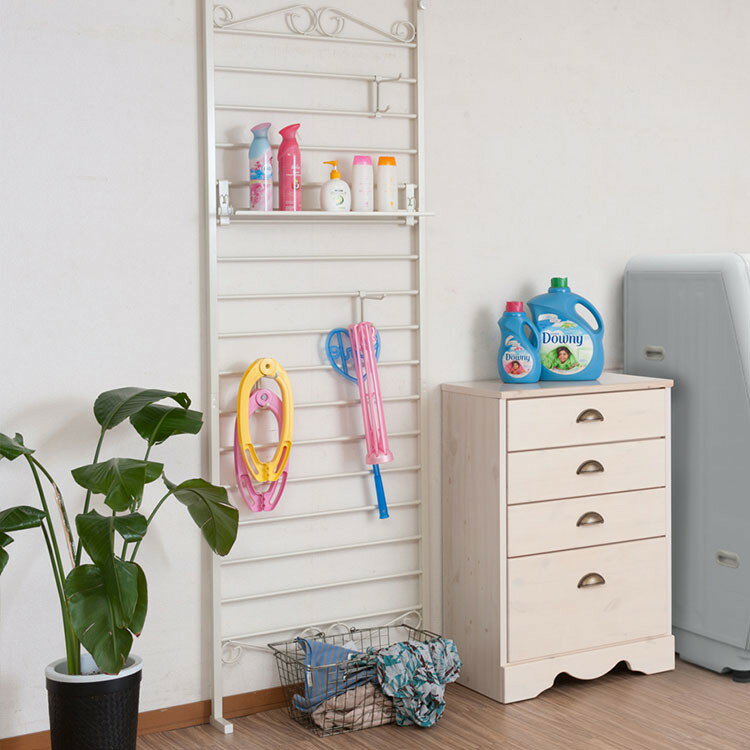 Curly ラダーラック 突っ張り パーテーション 幅65 アイボリー 日本製 店舗 什器 メルヘン ディスプレイ 衣類収納 ワードローブ ラダー パーテーション パーティション つっぱり(代引不可)【送料無料】