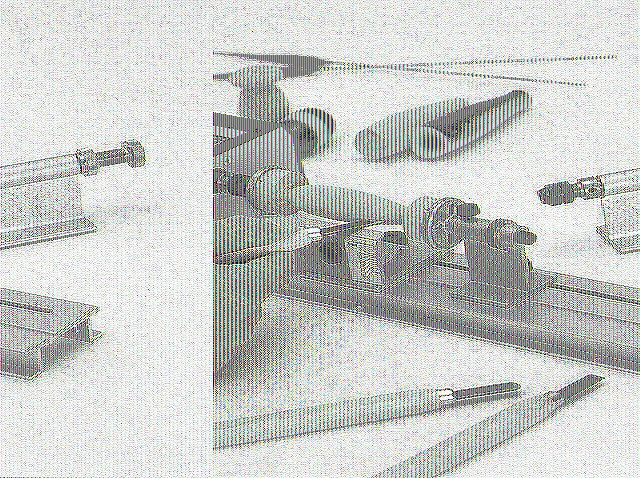 【商品詳細】プロクソン　カービングプロ（電動彫刻機）用の替刃です。14mm/丸の替刃です。サイズ：14mm/丸最高対応振動数：13000回/分適合モデル：No．28571・28640特殊タングステン系（V特2号青紙）【送料について】北海道、沖縄、離島は送料を頂きます。