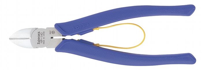 【商品詳細】JIS規格品にはない中間サイズの強力ニッパ。自分の手に合ったより使いやすいサイズをお探しの方に。握りやすく力が入りやすい、新設計グリップ。手になじみやすいエラストマー樹脂グリップ。連続作業が楽なプラスチックバネ。呼び寸法：140mm用途：弱電および電気工事関係に幅広く使用切断能力：鉄線1．5mm・銅線2．6mm・より線2．0mm2硬さ：56〜64HRC（刃部）重量：130g全長：148mm幅：48mm警告：グリップは絶縁体ではありません。電源を切ってご使用ください。注意：用途（切る）以外には使用しないでください。切断能力以上の線材は切断しないでください。太い線材は刃の中心より根元部で切断してください。やわらかく細い線材は刃先で切断してください。切断能力は、刃の中心部での能力となります。材料：S58C　柄部：エラストマー成形グリップ　バネ：プラスチック　日本製【送料について】北海道、沖縄、離島は送料を頂きます。