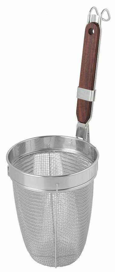 【商品詳細】ザルサイズ（約）：直径140×深さ180mm底：深型平底ご使用前：食器用洗剤で良く洗ってからお使いください。本体などにはってあるシラベルなどを取ってからご使用ください。注意：使用の際、ハンドルが熱くなりますのでご注意くさださい。濡れたまま放置しないでください。変色します。酸・アルカリの強いものは入れないでください。サビます。火のそばに置かないでください。ご使用後：食器用洗剤で良く洗い落としてください。サビます。水分を良く拭き取って乾燥させてください。サビたり変色します。金属タワシ・みがき粉で洗うと傷がつきます。鉄やアルミなどの異なった金属製品に重ねないでください。サビます。本体：18-8ステンレス鋼　取手：天然木日本製【送料について】北海道、沖縄、離島は送料を頂きます。