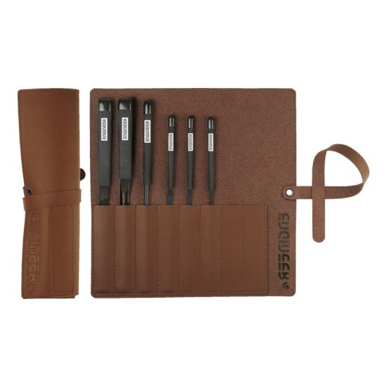 【商品詳細】●サビに強い特殊な黒染めで表面処理を行っています。●電解研磨でヤスリ目を磨き切削性を向上、抜群の切れ味です。●平のヤスリ目がない面はサイドフラット加工を施し、コーナー切削時に傷が入りません。●高炭素鋼●ヤスリセット(中目・精密タイプ)●TF-11、12、13、21、22、23原産国日本JANコード4989833065577【送料について】北海道、沖縄、離島は送料を頂きます。