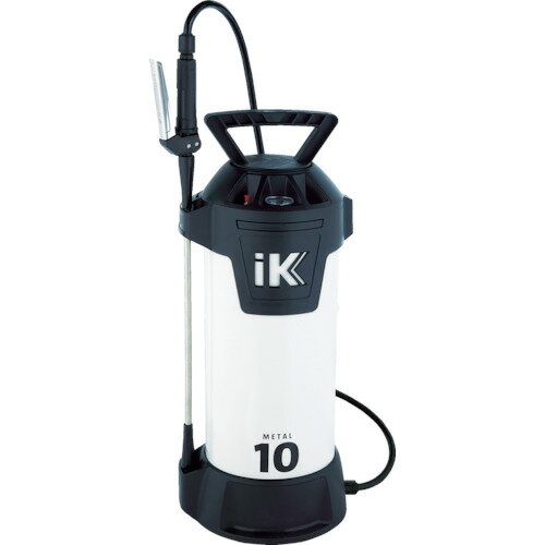 【商品詳細】●スチール製のタンクと耐油性のシールを備えたプロ向けの噴霧器です。●人間工学に基づいたデザインでハードな使用環境に対応します。●タンクの口が広く液体を補充しやすいです。●安定性に優れるベース付です。●ステンレス製のノズルパイプは本体に収納できます。●ストラップ付で肩にかけて使用できます。●クリーニング用。●ペスト対策用。●容量(L)：10●ノズル：一頭口●ノズル長(mm)：560●ホース長さ(m)：1.8●幅(mm)：280●奥行(mm)：260●高さ(mm)：640●ノズル:ポリアセタール（POM）●ノズルパイプ:ステンレス●タンク:スチール●ホース:強化塩化ビニール原産国スペインJANコード8414685101907【送料について】北海道、沖縄、離島は送料を頂きます。