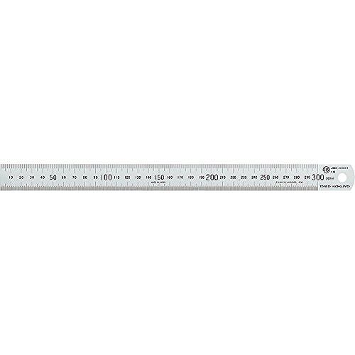 コクヨ ステンレス直定規30CM TZ-RS30JANコード：4901480789637【寸法】 34×2×345mm【目盛りサイズ】 30cm 【外寸法】 335×25(t1.0)ツヤ消し仕上げですので、目盛りが反射せず見やすくなっています。●335×25（t1．0）●目盛りサイズ／30cm●単位／1本●メーカー品番／TZ-RS30※本商品は、メーカーによるマイナーチェンジにより、表示されている写真とは異なるパッケージの商品が配送されることがありますが、商品内容には変更ありません。【送料について】北海道、沖縄、離島は送料を頂きます。