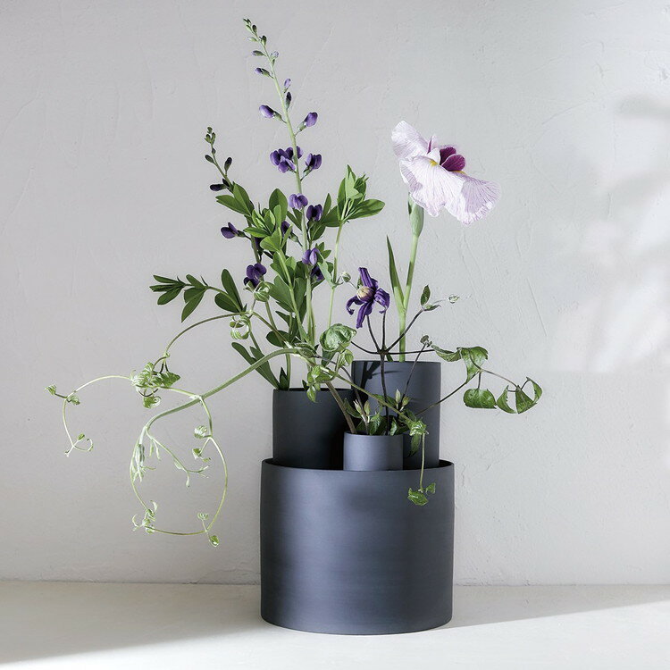 丸利玉樹利喜蔵商店 花瓶 AYA フラワーベース ロング S 陶器 おしゃれ かわいい ブラック(代引不可)