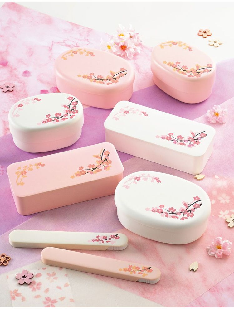 リコメン堂の日本製 お弁当箱 スリム一段ランチ SAKURA 1段 550ml ホワイト たつみや(代引不可)【送料無料】｜アングル2